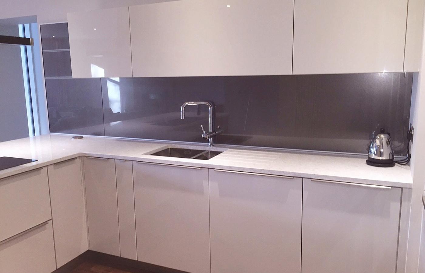 Crystal LH & Silver Brown LK  G shaped  Kitchen