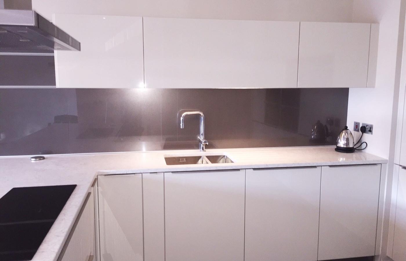 Crystal LH & Silver Brown LK  G shaped  Kitchen