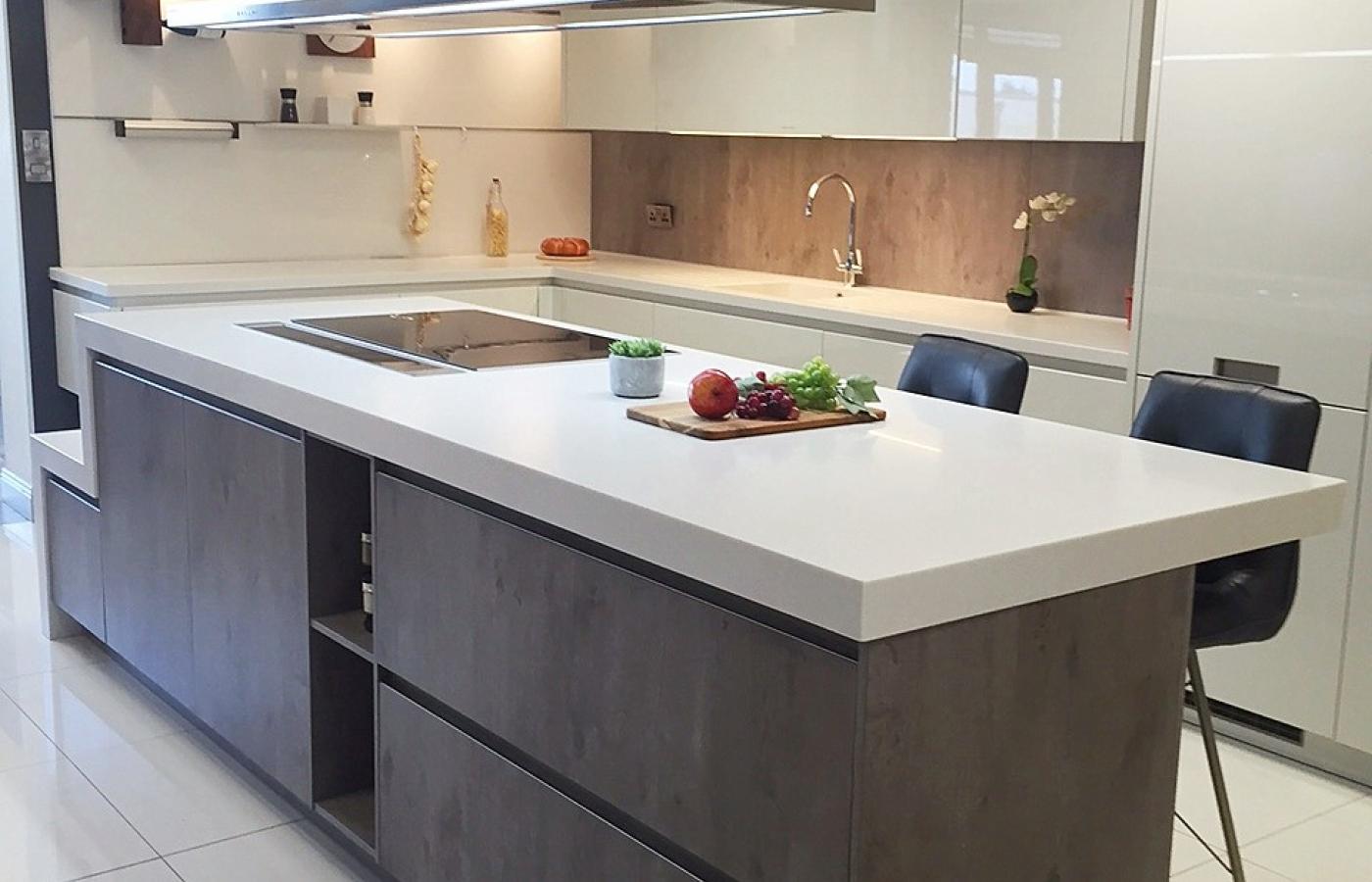Island 80mm Corian Worktop,  doors Catania Grey Brown ( Showroom )
