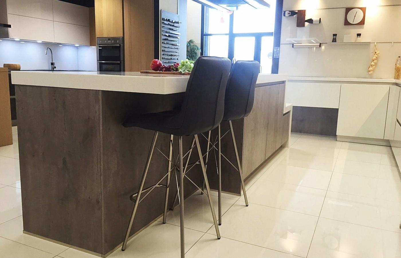 Island 80mm Corian Worktop