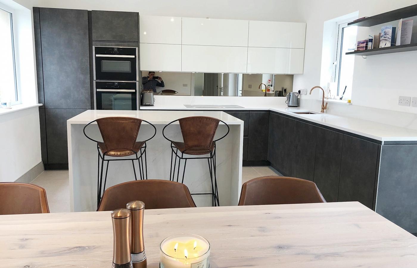 Contemporary Kitchen