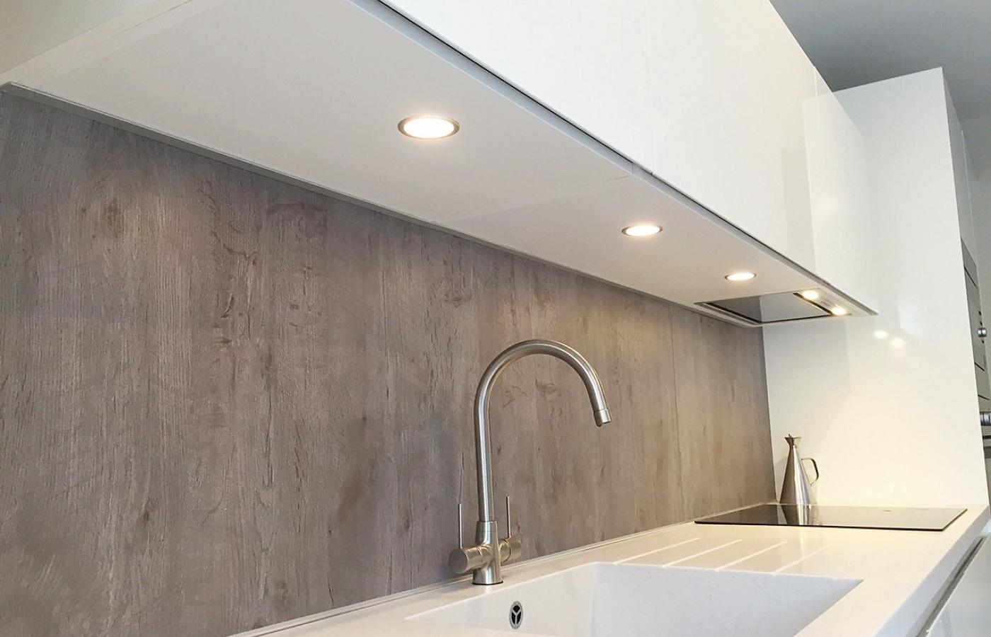 under unit Lightening Integrated Falmec Extractor